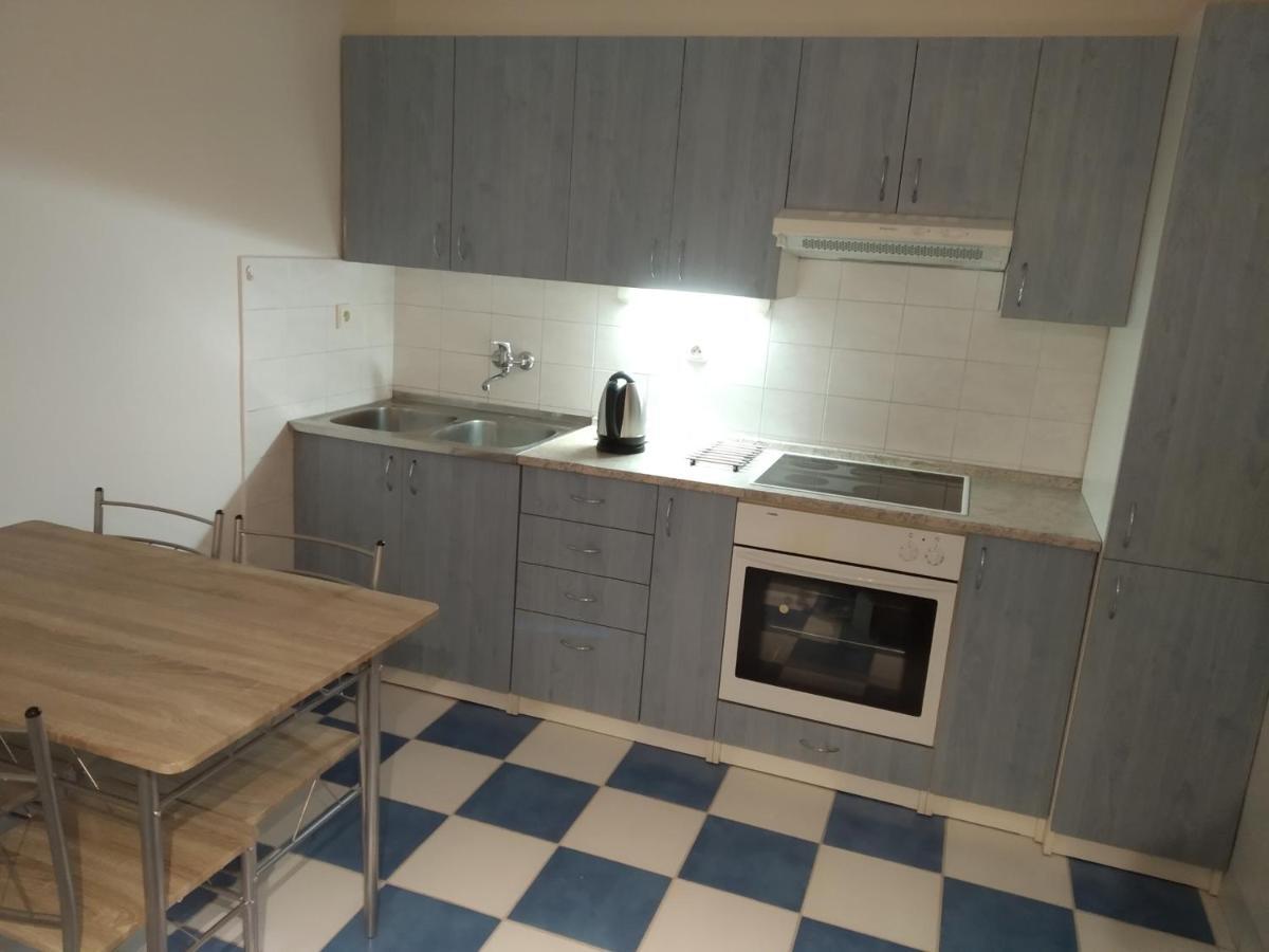 Apartmany Pod Strani Vrchlabí Eksteriør billede